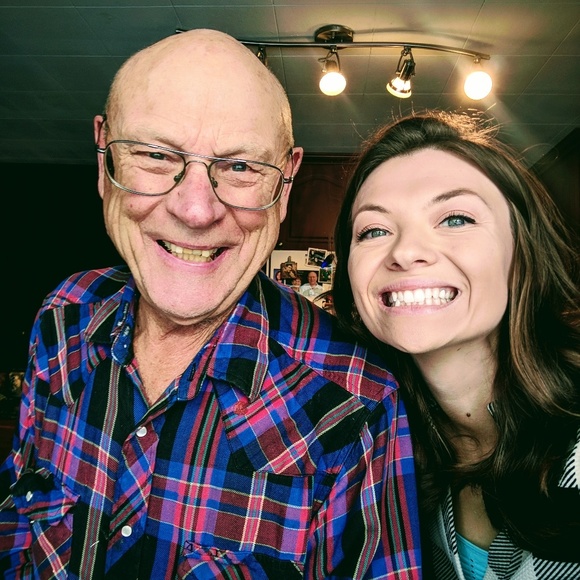 〰️Hello〰️ - Picture 4 of 6